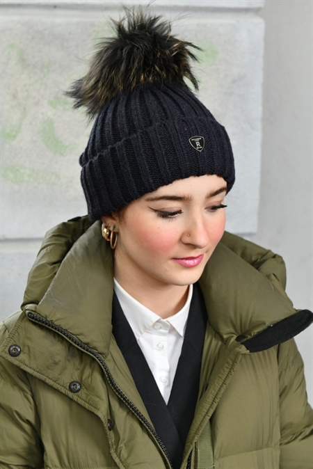 Pom Pom Beanie Hue - Dark Blue / Greyish - Raccoon