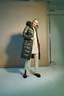 Farrow Coat - Army - Raccoon Fur